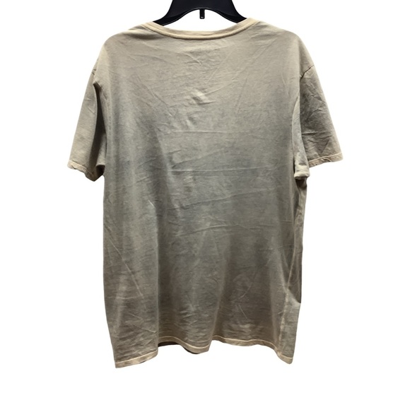 Guess Size Large V-Neck Graphic Tee. Preloved - Picture 3 of 5